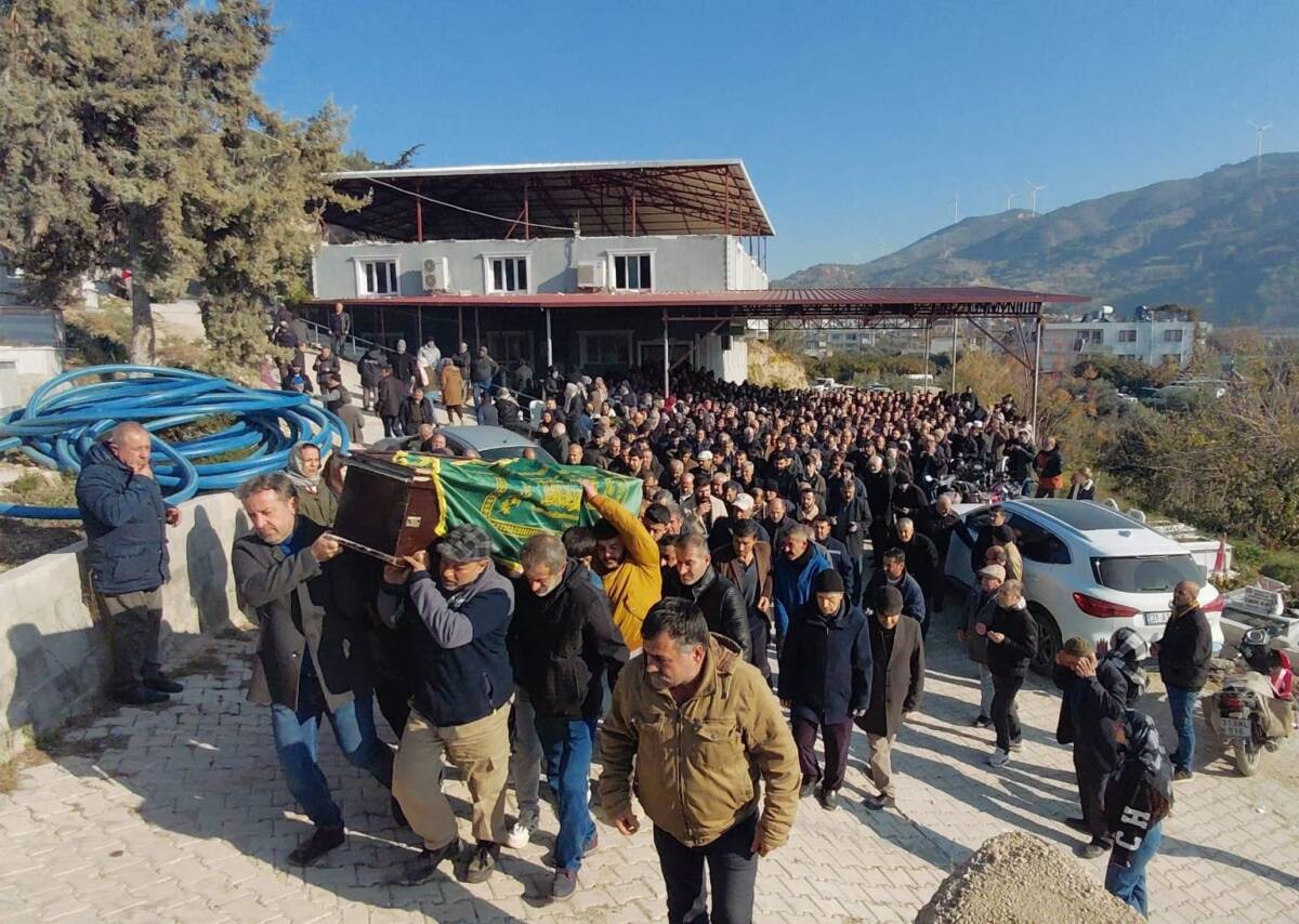 Hatay’ın Samandağ ilçesinde otomobil ile motosikletin çarpışması sonucu hayatını kaybeden