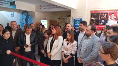 Rihen Sanat ve Dayanışma Topluluğu’ndan eğitime anlamlı katkı Rihen Sanat ve Dayanışma Topluluğu, Samandağ ilçesinde eğitime yönelik örnek