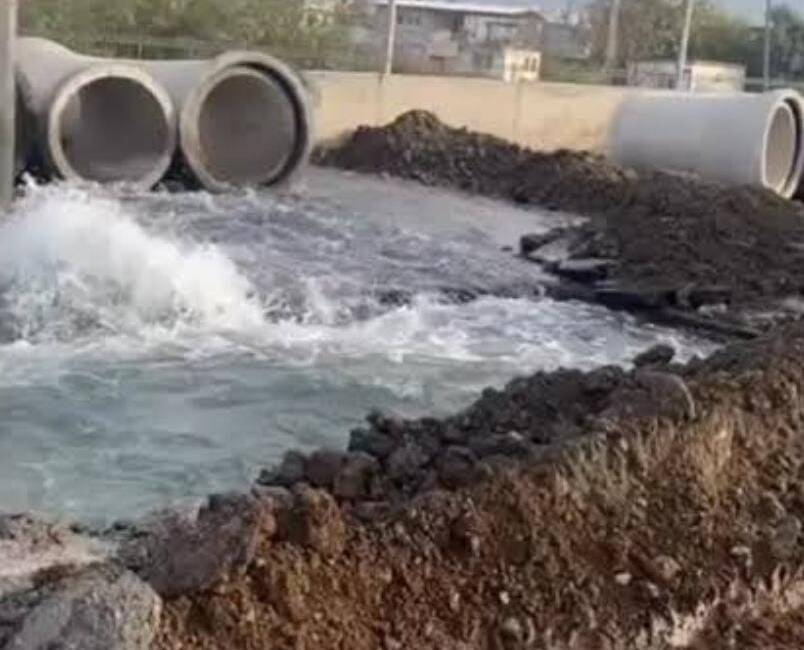 İçme Suyu Hattındaki Arızaya Hızlı Müdahale İskenderun’un Barıştepe Mahallesi’nde, Feyezan Kanalı yanında meydana gelen ana içme