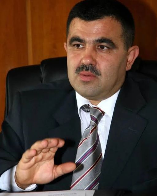 İskenderun Devlet Hastanesi Başhekimi Değişti İskenderun Devlet Hastanesi Başhekimliğine Uzman Dr. Adem Sarı getirildi. Edinilen