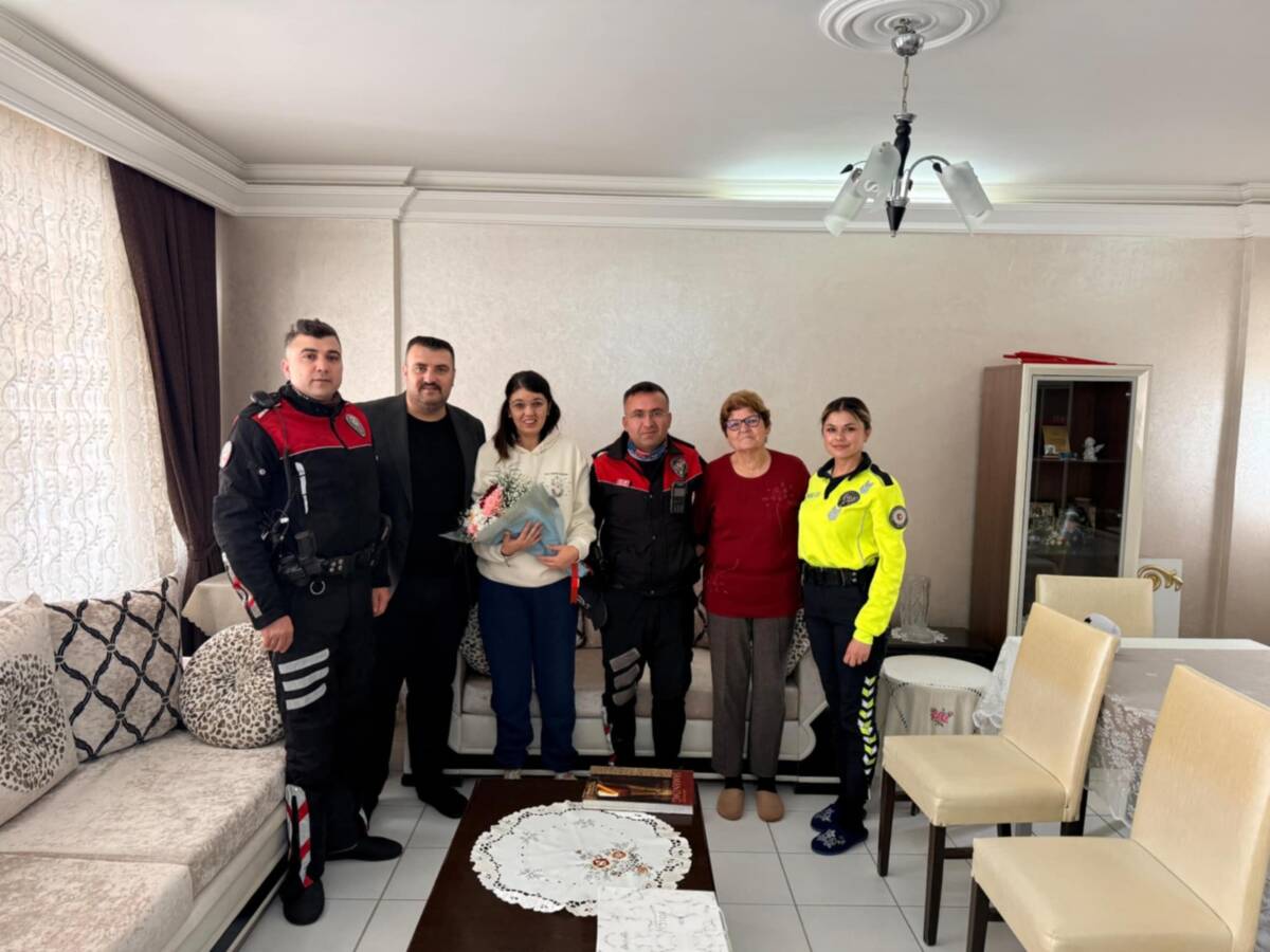 Samandağ İlçe Emniyet Müdürü Gökhan Nacioğlu ve polis ekipleri, 3