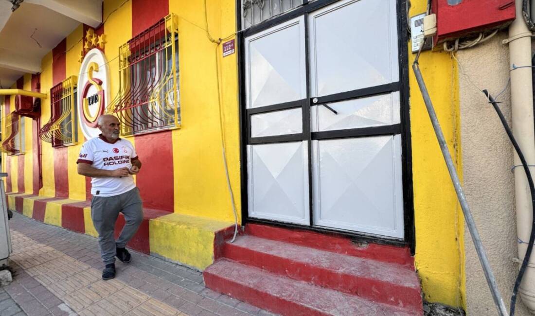 Hatay’ın Altınözü ilçesinde 61 yaşındaki Yakup Bolatoğlu, taraftarı olduğu Galatasaray’ın