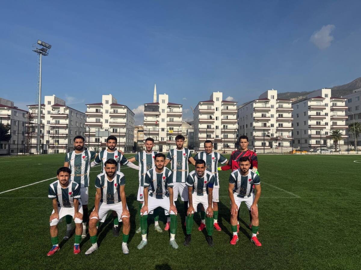 Hatay Süper Amatör Ligi (B) Grubu lideri İskenderun Meydanspor, çıktığı