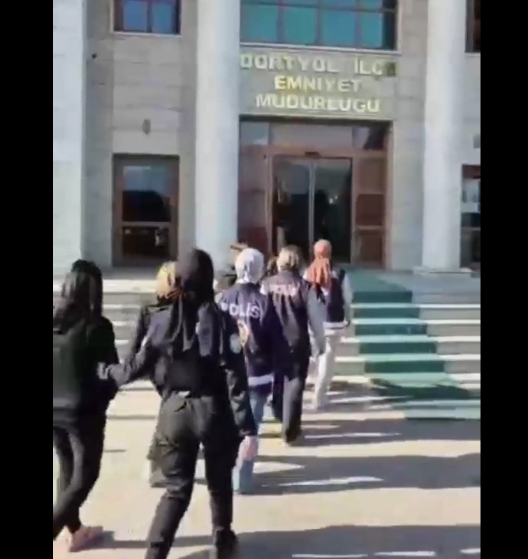 Hatay Emniyet Müdürlüğü ekipleri, fuhuşa yönelik yürüttükleri kapsamlı çalışmalar kapsamında