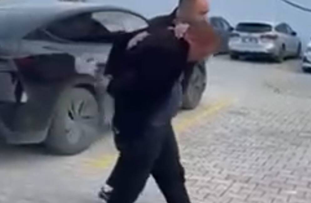 Nitelikli yağmadan hükümlü firari İskenderun’da bulundu Hatay Emniyet Müdürlüğü ekiplerinin aranan şahısların yakalanmasına yönelik yürüttüğü çalışmalar