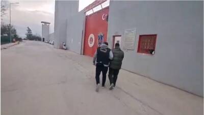 Hatay’ın Arsuz ilçesinde 5 Aralık 2025’te yaşanan alacak–verecek anlaşmazlığı, ağır