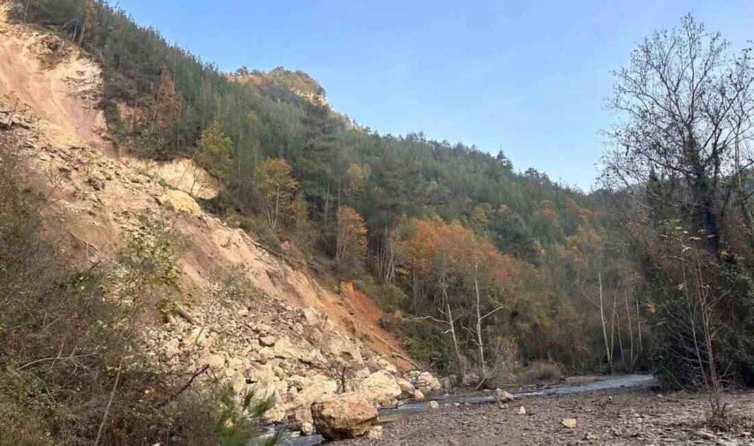 Hatay’ın Dörtyol ilçesine bağlı Kuzuculu Mahallesi Geçilmez Kanyonu bölgesinde meydana