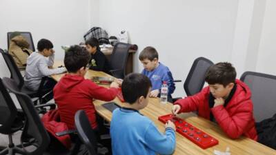 Hatay Büyükşehir Belediyesi (HBB), gençlerin bilim ve teknoloji alanlarında yetkinlik