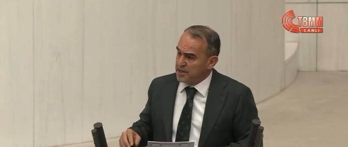 Ergin’den hükümete net mesaj: “Milyonlarca afetzedenin duası için adım atın” DEVA Partisi Genel Sekreteri, Ankara Milletvekili ve eski Adalet Bakanı