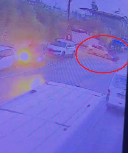 Kırıkhan’da kavşakta korkutan çarpışma Hatay’ın Kırıkhan ilçesinde otomobille motosikletin çarpıştığı trafik kazasında bir kişi