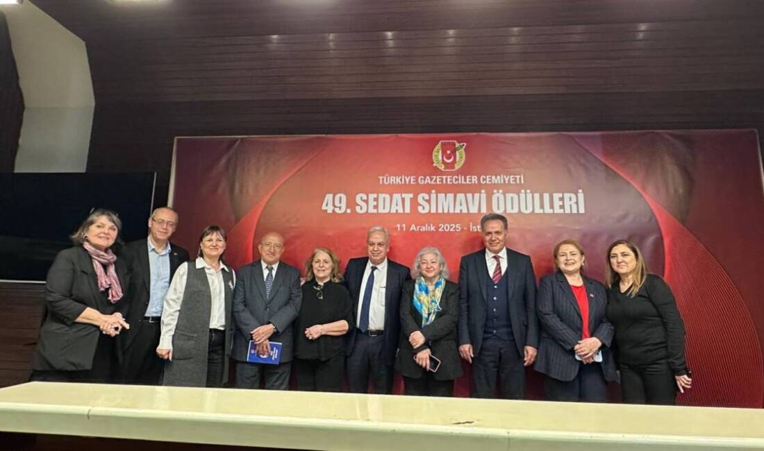 Gazetecilikte zirvenin adı: Sedat Simavi ödülleri açıklandı Türkiye Gazeteciler Cemiyeti’nin 49. Sedat Simavi Ödülleri, gazetecilikten edebiyata, karikatürden