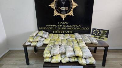 Hatay’da uyuşturucu tacirlerine yönelik yürütülen kararlı mücadele kapsamında polis ekipleri