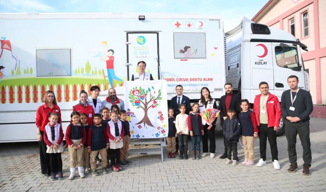 Kızılay’dan Hataylı çocuklara umut dolu etkinlik Hatay’da 6 Şubat depremlerinin izlerini taşıyan çocuklar için moral ve