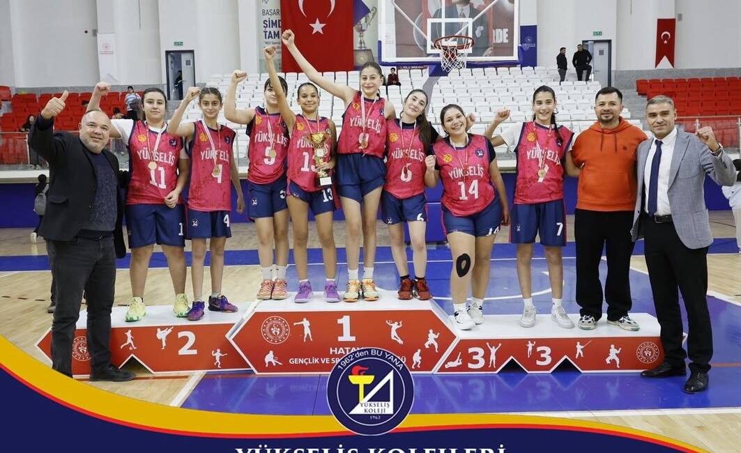 Yükseliş’in kızları Hatay şampiyonu! İskenderun’un köklü ve seçkin eğitim kurumlarından Yükseliş Koleji, spor alanındaki