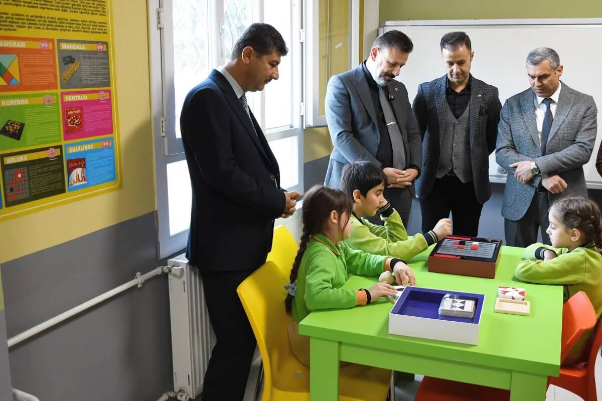 Arsuz ilçesinde eğitim alanında anlamlı bir çalışma hayata geçirildi. Nardüzü