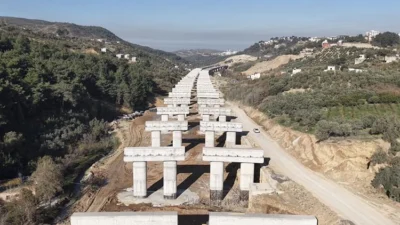 Hatay Valisi Mustafa Masatlı, yapımı devam eden İskenderun-Topboğazı Otoyolu’nda incelemelerde