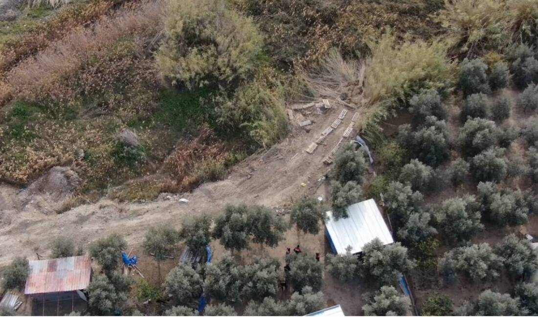 Hatay Emniyet Müdürlüğü ekipleri, aranan şahısların yakalanmasına yönelik yürüttükleri çalışmalar