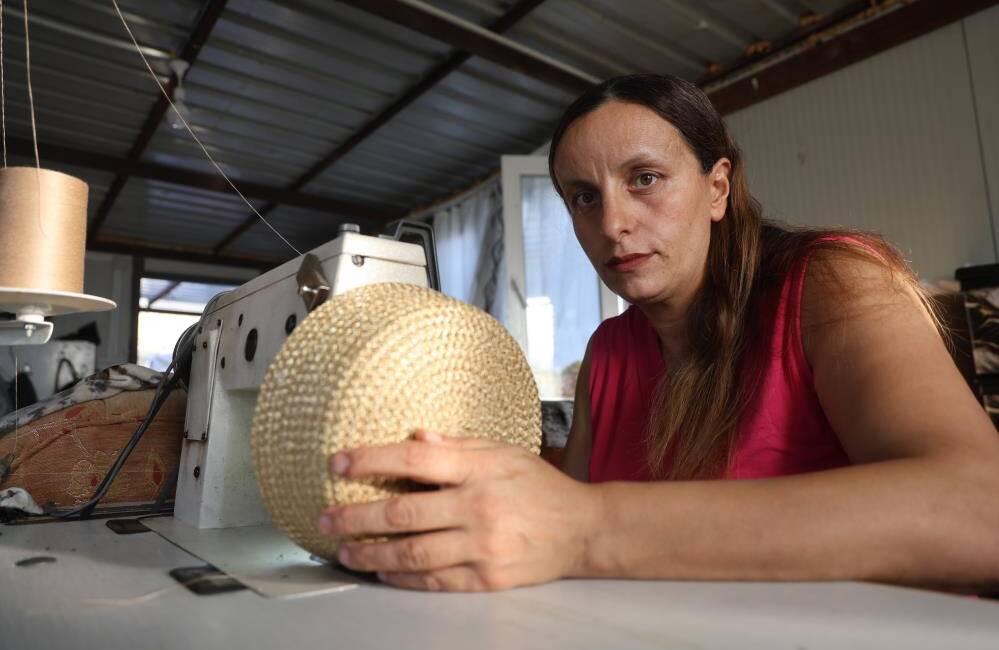 Hatay’da Bir Konteyner, Bir Hayat Mücadelesi Hatay’da 6 Şubat depremlerinde evi yıkılan 41 yaşındaki Gülhan Hüzmeli,