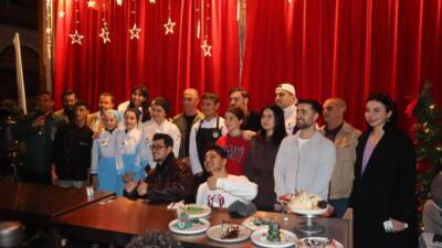 Antakya Belediyesi öncülüğünde Antakya Gastronomi Çarşısı’nda düzenlenen Gastro Yılbaşı Şenliği,