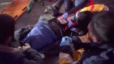 Hatay’ın Defne ilçesinde meydana gelen trafik kazasında, seyir halindeki beton