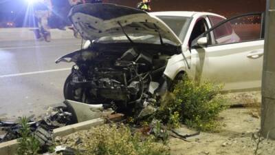 &nbsp; Hatay’ın Antakya ilçesinde meydana gelen trafik kazasında iki otomobil