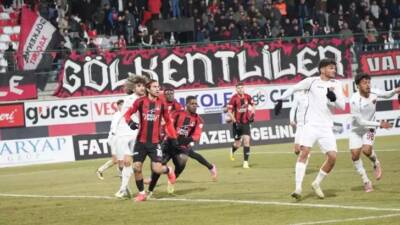 Türkiye liglerinde zor günler geçiren Hatayspor, ilk yarının son haftasında