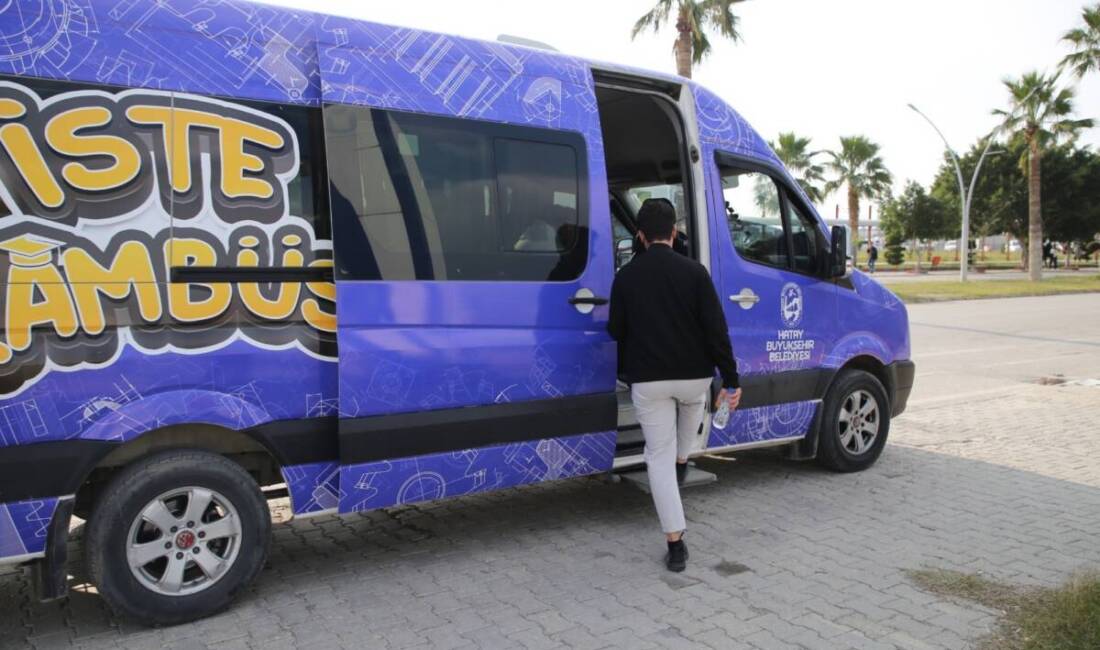 Hatay Büyükşehir Belediyesi (HBB), gençlere yönelik hizmetlerini genişleterek üniversite öğrencilerinin
