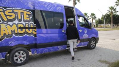 Hatay Büyükşehir Belediyesi (HBB), gençlere yönelik hizmetlerini genişleterek üniversite öğrencilerinin