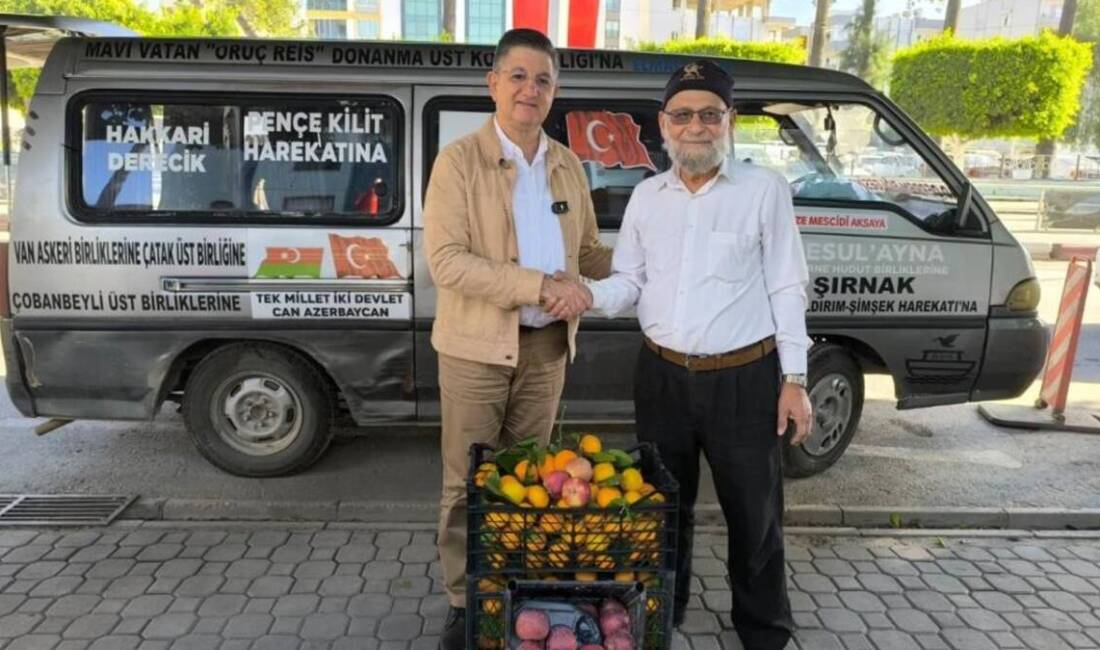 Elmacı Dede’den cepheye mandalina seferi Denizli’de yaşayan 75 yaşındaki Muhammet Yılmaz, Hatay’ın Dörtyol ilçesinden temin