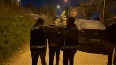 Hatay Emniyet Müdürlüğü ekipleri, aranan şahısların yakalanmasına yönelik yürüttükleri çalışmalar