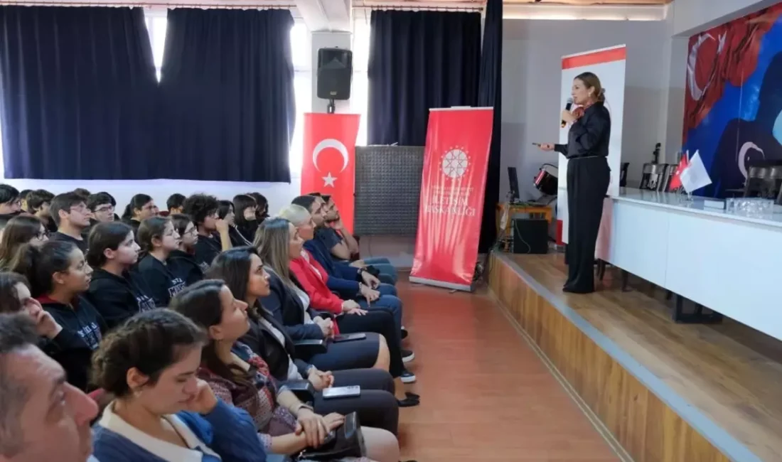 Hatay’da Gençlere Yanlış Bilgiyle Mücadele Farkındalığı Hatay’da, İletişim Başkanlığı tarafından dijital yanlış bilgilere karşı farkındalık oluşturmak