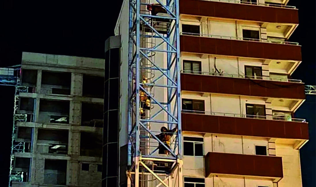 Hatay’ın İskenderun ilçesinde kule vince çıkarak intihar girişiminde bulunan şahıs,