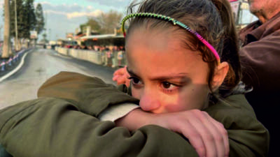 Hatay’da Recep Tayyip Erdoğan’ı görmek için ailesiyle birlikte bekleyen 8