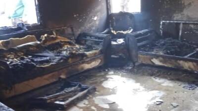 Hatay’ın Reyhanlı ilçesinde çıkan yangın, bir evi tamamen kullanılamaz hale