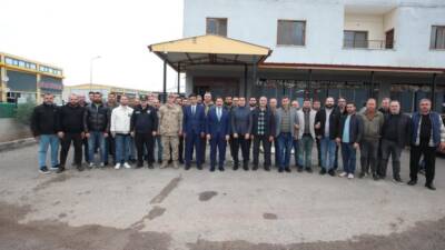 Hatay Valisi Mustafa Masatlı, Reyhanlı Ayakkabıcılar Sitesi’nde esnafı ziyaret ederek