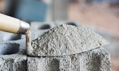 Hatay’ın Yayladağı ilçesi Sungur Mahallesi’nde kurulması planlanan çimento fabrikası projesi