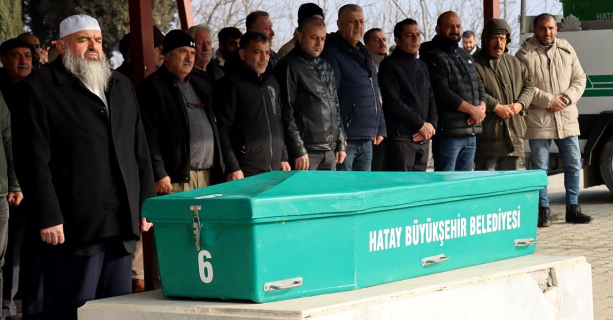 Hatay’da doğuştan yapışık kalçaları ameliyatla ayrılan ve uzun süredir sağlık