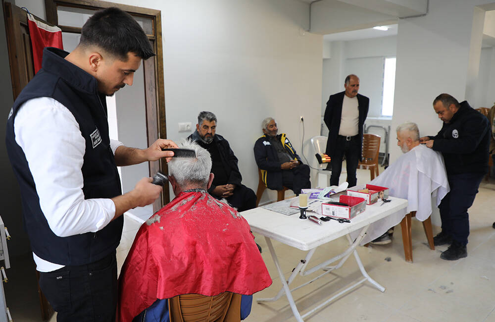 Hatay Büyükşehir Belediyesi (HBB), sosyal belediyecilik anlayışıyla yürüttüğü hizmetlerine aralıksız