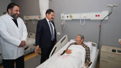 Hatay Valisi Mustafa Masatlı, yeni yıl ziyaretleri kapsamında Hatay Eğitim