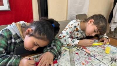 Aydın Gençlik Merkezi öğrencileri, kendi elleriyle hazırladıkları yeni yıl mesajı