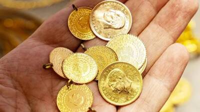 Altın, 2025 yılını güçlü bir yükselişle kapatmasının ardından yeni yılın