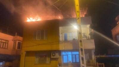 Hatay’ın Payas ilçesinde iki katlı müstakil bir evin terasında meydana