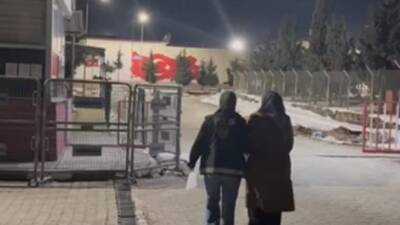 &nbsp; Hatay’ın Kumlu ilçesinde aranan şahısların yakalanmasına yönelik sürdürülen çalışmalar