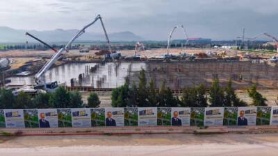 Hatay Büyükşehir Belediyesi, şehrin spor altyapısını güçlendirmeye yönelik yatırımları kapsamında