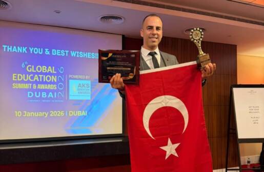 Hataylı Türkçe Öğretmeni İrfan Fatmaoğulları, “Yılın En İyi Dil Öğretmeni