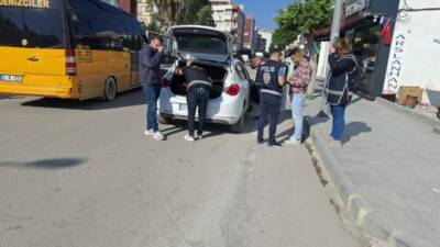 Hatay Emniyet Müdürlüğü ekipleri, il genelinde aranan şahıslara yönelik yürüttüğü