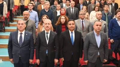 Hatay Mustafa Kemal Üniversitesi’nde (HMKÜ) düzenlenen “Afet Sonrası Akademik Dayanıklılık: