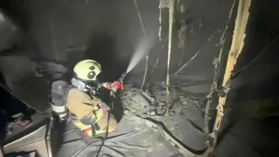 Hatay’da 6 Şubat depremlerinde evini kaybeden Ali Kaba ve ailesi,