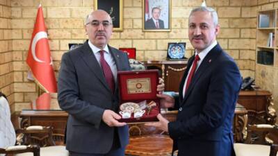 Hatay Mustafa Kemal Üniversitesi (MKÜ) Rektörü Prof. Dr. Veysel Eren,