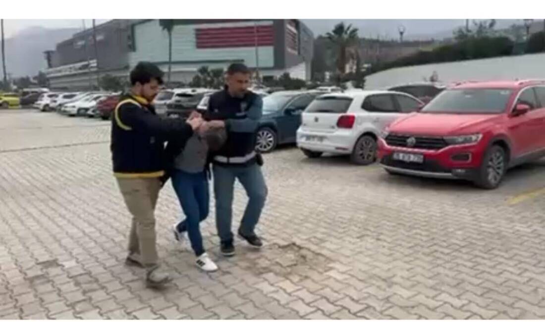 Hatay Emniyet Müdürlüğü ekipleri, aranan şahısların yakalanmasına yönelik yürüttükleri çalışmalar